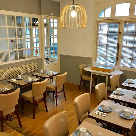 Cit'hotel Le Volney מלון