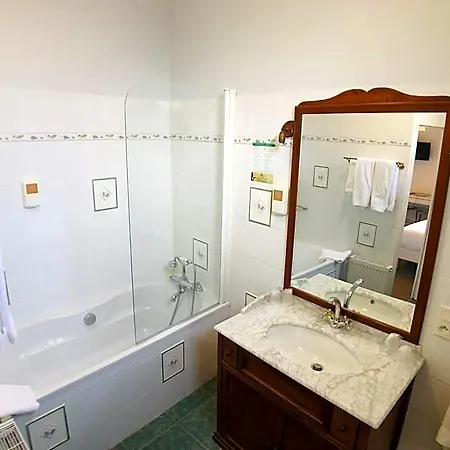 Hotel Cit'hotel Le Volney