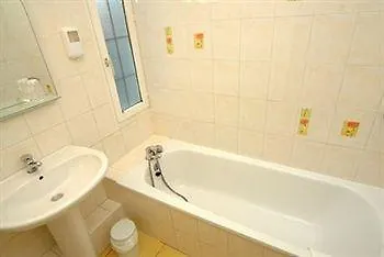 Cit'hotel Le Volney 2*