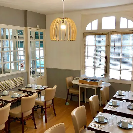 Cit'hotel Le Volney 2*