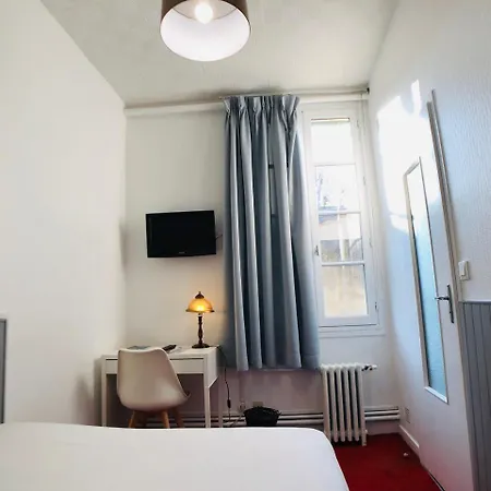 Cit'hotel Le Volney Szálloda 2*