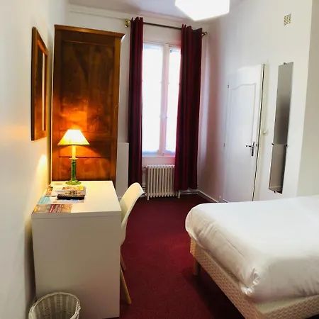Cit'hotel Le Volney Hotel