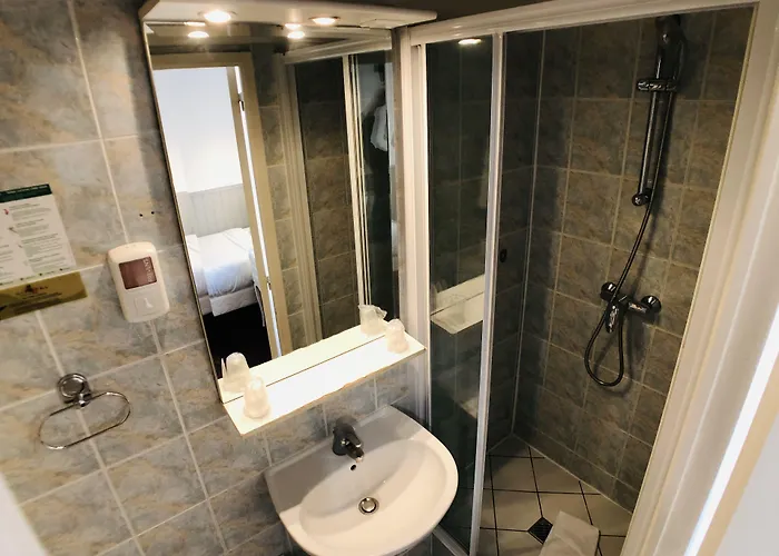 Cit'hotel Le Volney 2*