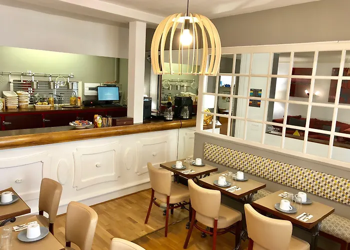 Cit'hotel Le Volney Hotel