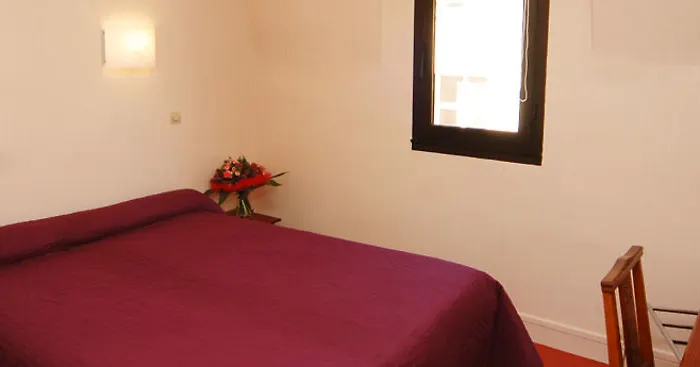 Cit'Hotel Le Volney Saumur